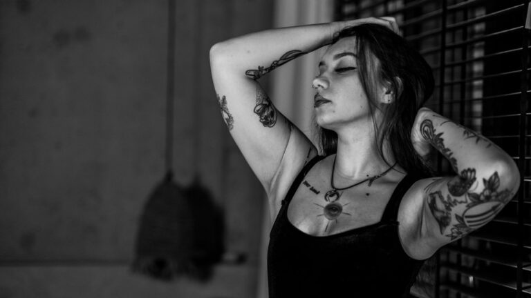 Amanda – sesja buduarowa w apartamencie w Katowicach